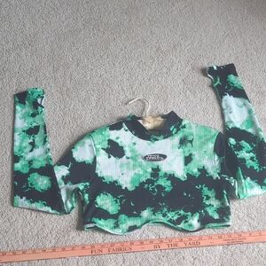 H&M Green and Black Crop Top
